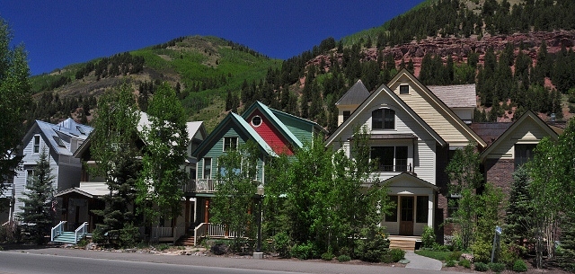 the houses of Telluride